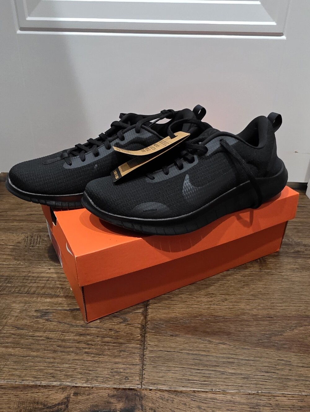 Nike Men’s Black Flex Experience Run 12